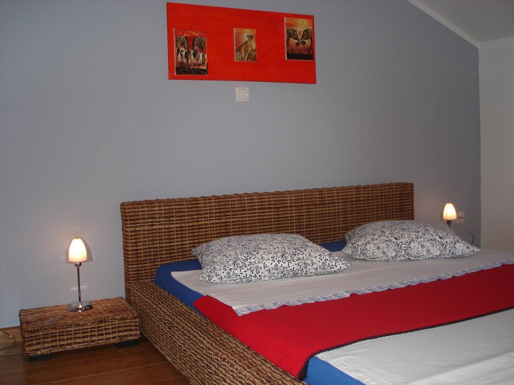 Apartments Dalmatina Zaton  Room photo