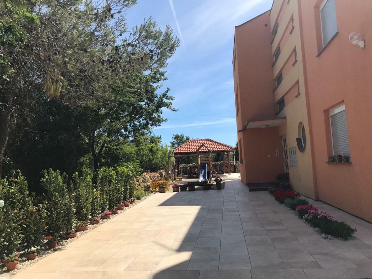 Apartments Dalmatina Zaton  Exterior photo